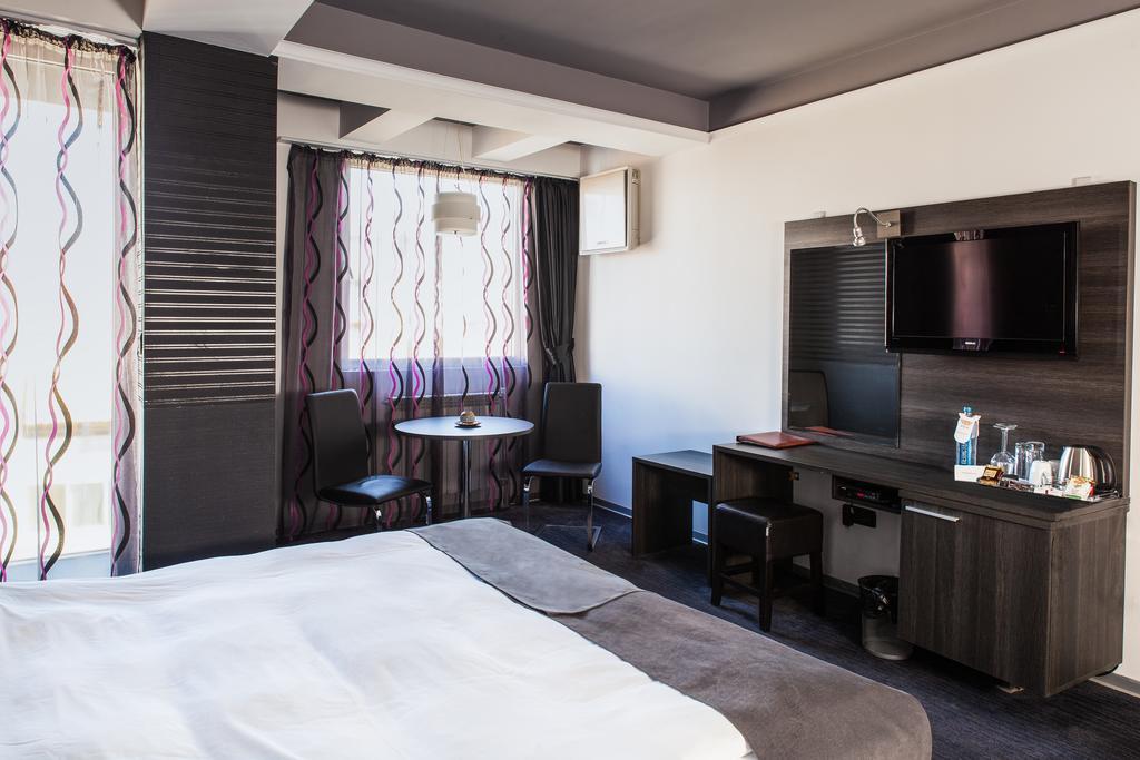 Mola Hotel Skopje Camera foto