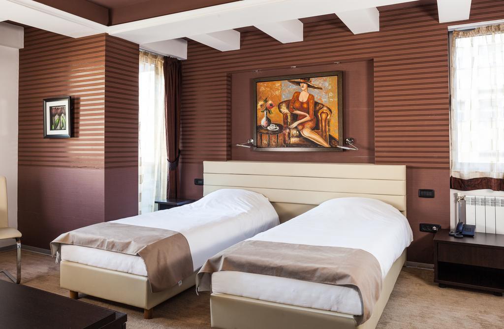 Mola Hotel Skopje Camera foto
