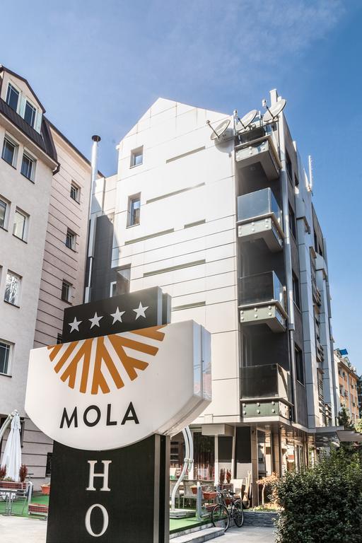 Mola Hotel Skopje Esterno foto
